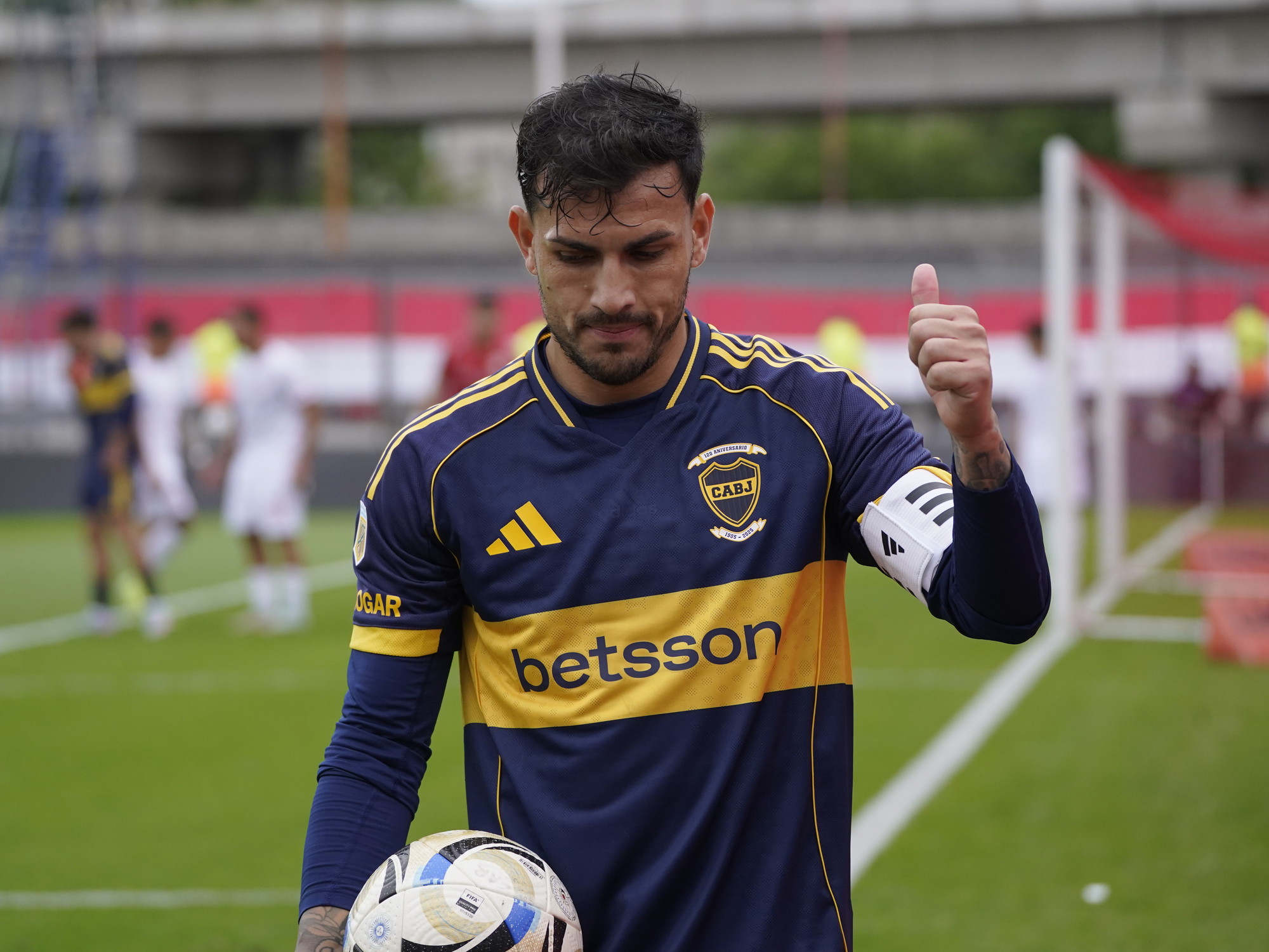 Paredes tras victoria: Me gusta el Boca que gana y la quinta amarilla