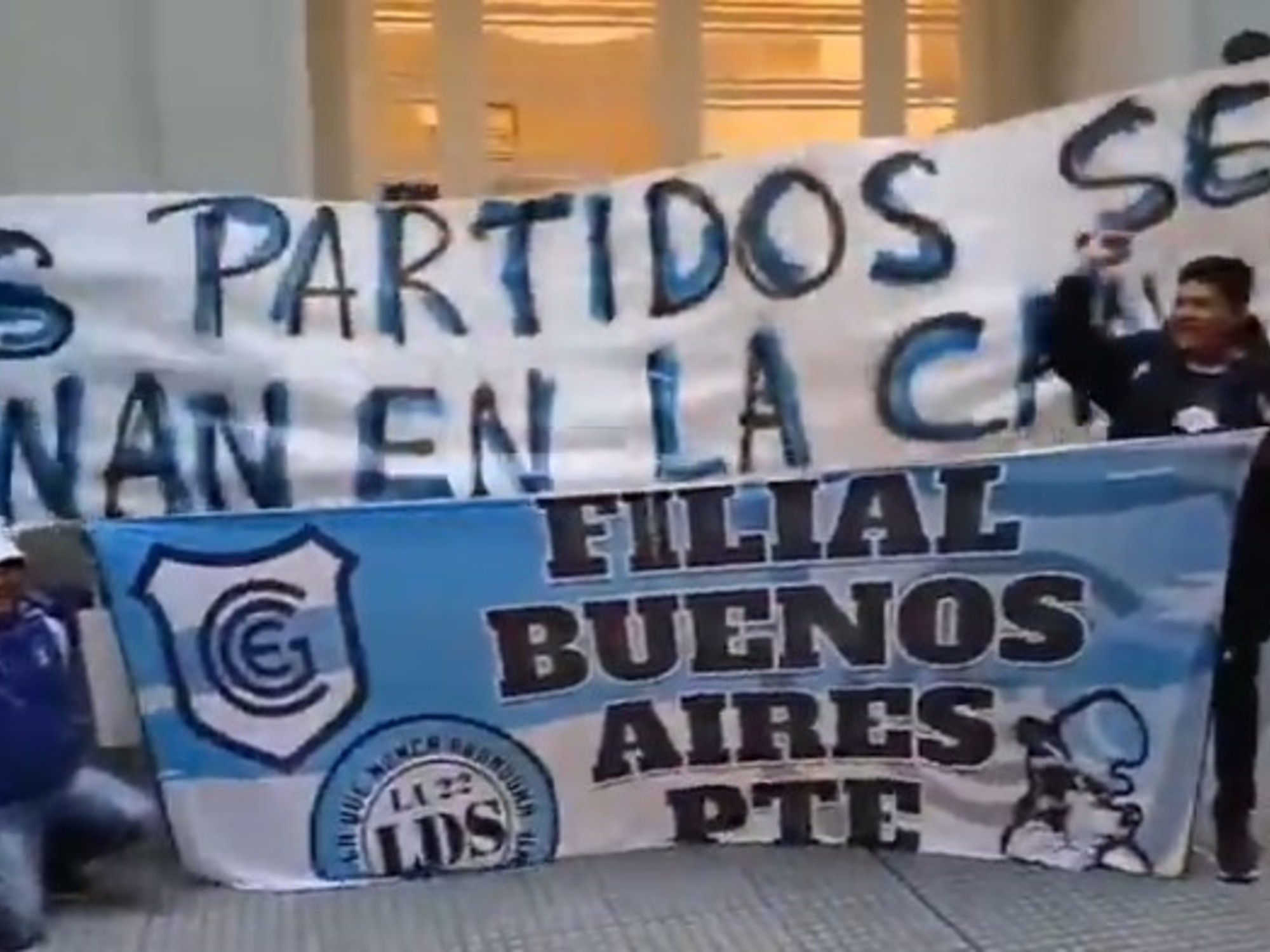 Fallo Gimnasia de Jujuy vs Deportivo Madryn: hinchas protestan en AFA