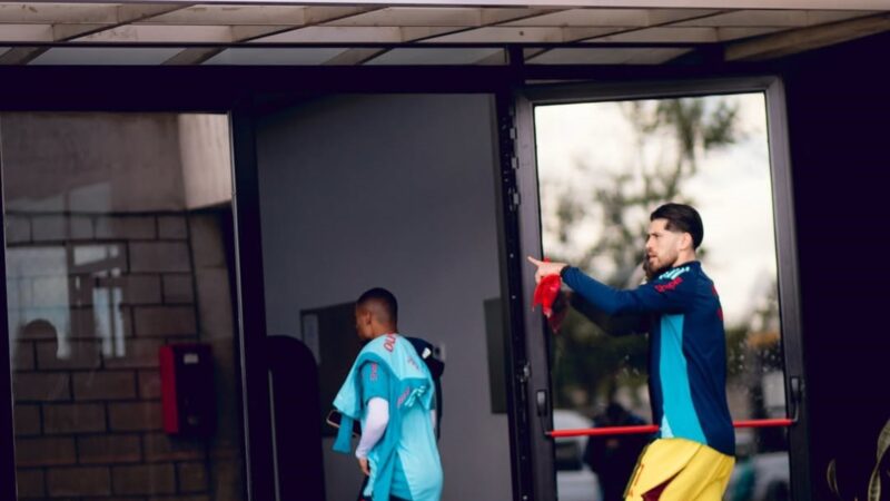 Flamengo entrena en Defensa y Justicia y define el equipo ante Racing