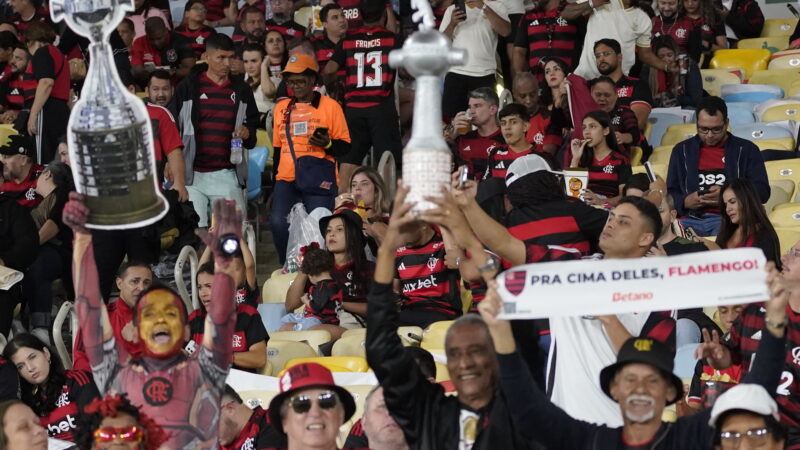 Hinchas de Flamengo agotan entradas para la revancha en el Cilindro