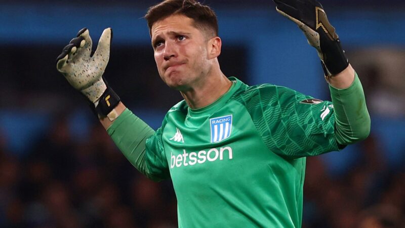 Video: ¿Por qué subió Cambeses? Insólita jugada de Racing en córner