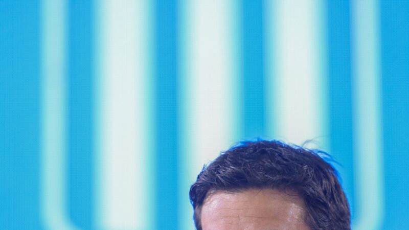 Diego Milito promete reacción tras la eliminación de la Libertadores