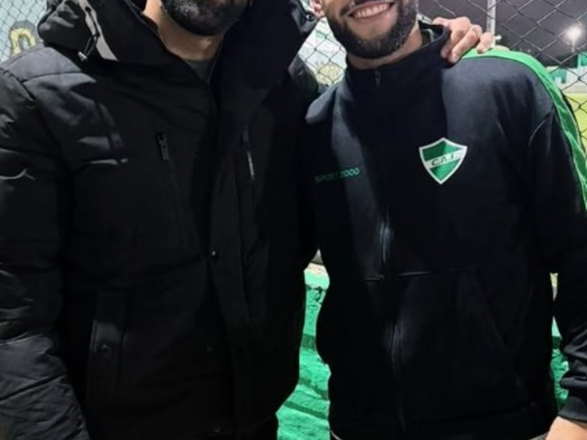 Jugador de Boca visitó a su hermano, figura en el Ascenso