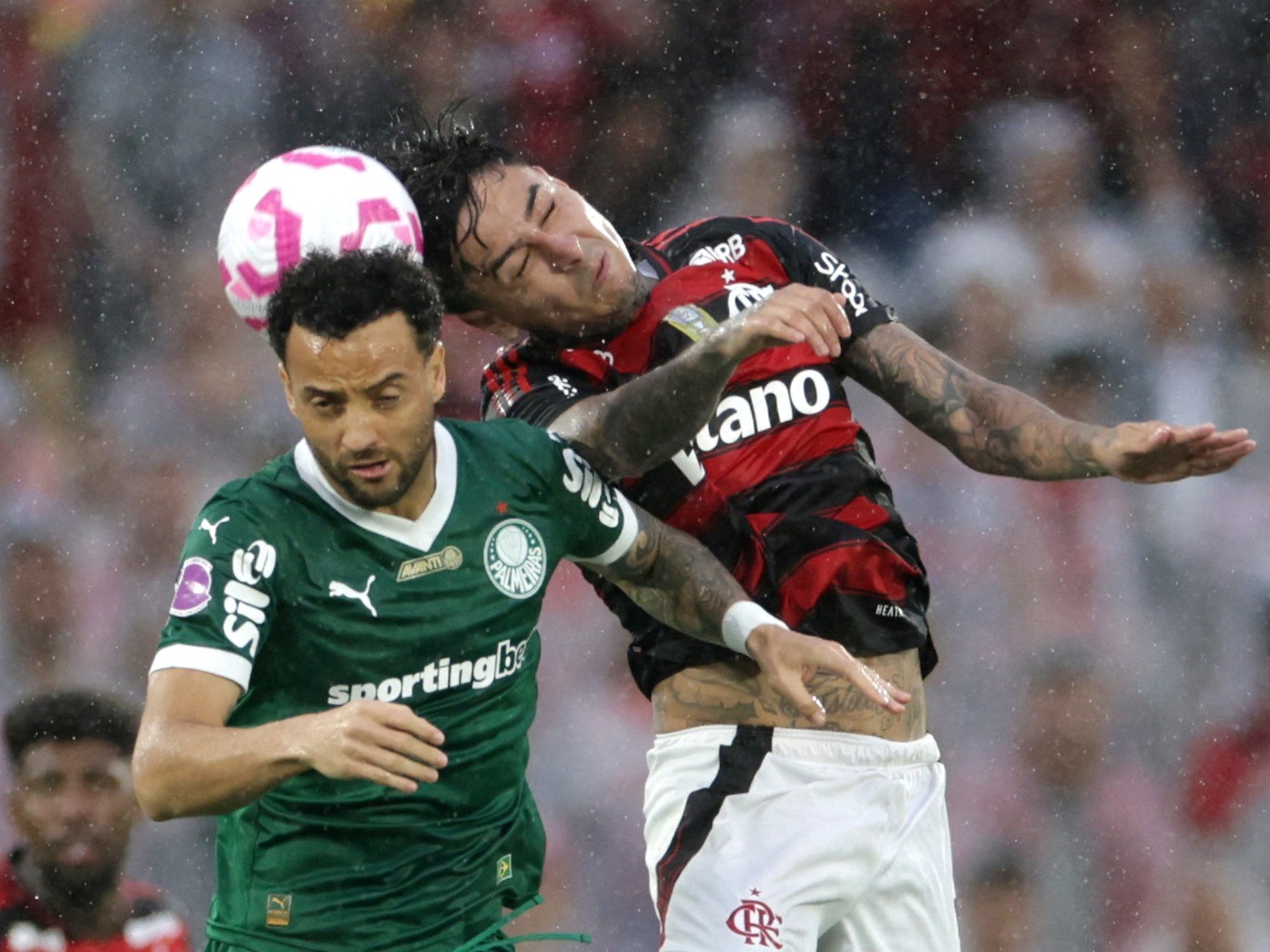 Flamengo y Palmeiras, dura pelea por títulos en dos frentes