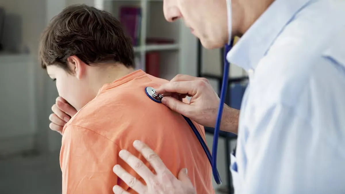 Aumentan casos de tos convulsa: refuerzan vacunación