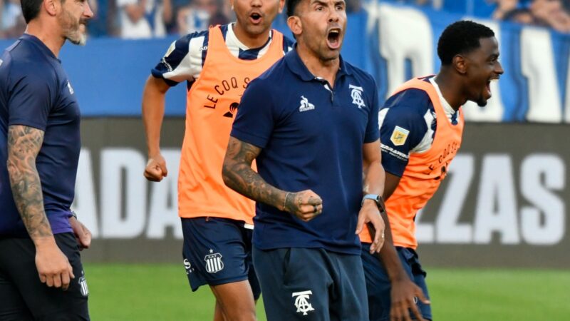 Tévez tras el triunfo de Talleres sobre Vélez: Buscamos dejar la vida