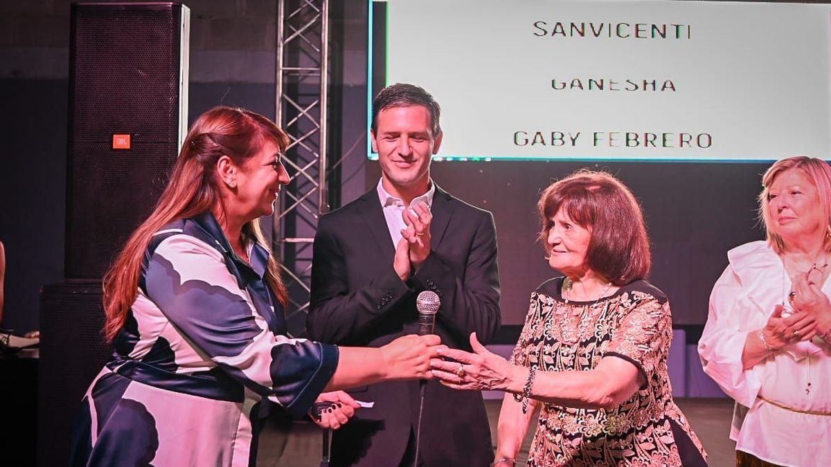 San Vicente presentó unidad de traslado en 9ª Cena Solidaria