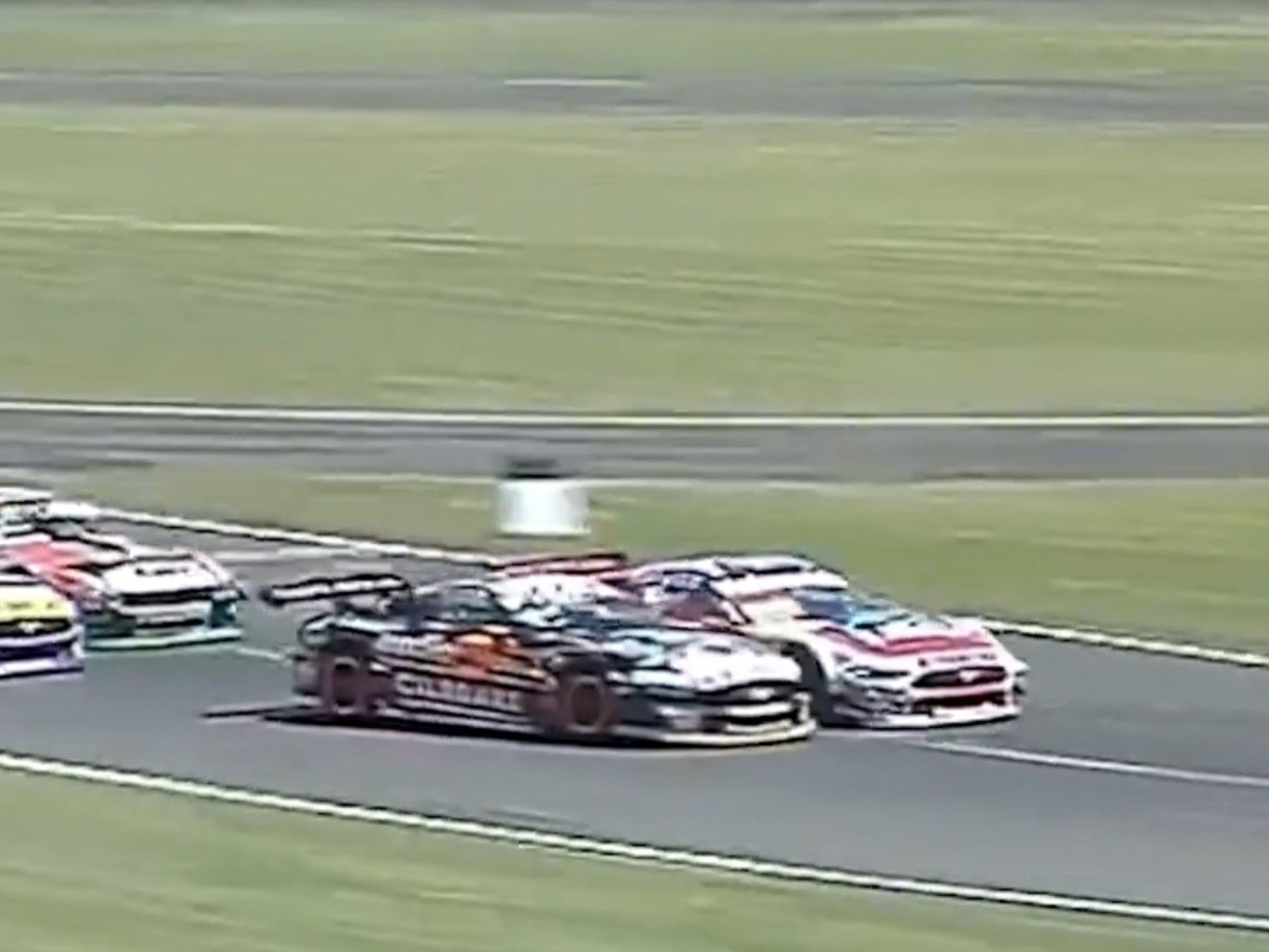 TC en Paraná: choque entre Werner y Santero deja fuera al campeón