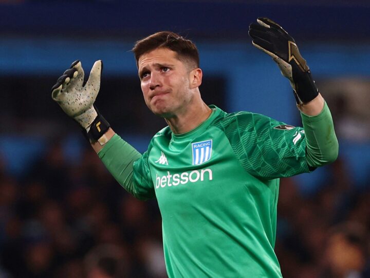 Partidos de hoy, lunes 3 nov.: horarios y dónde ver fútbol en vivo