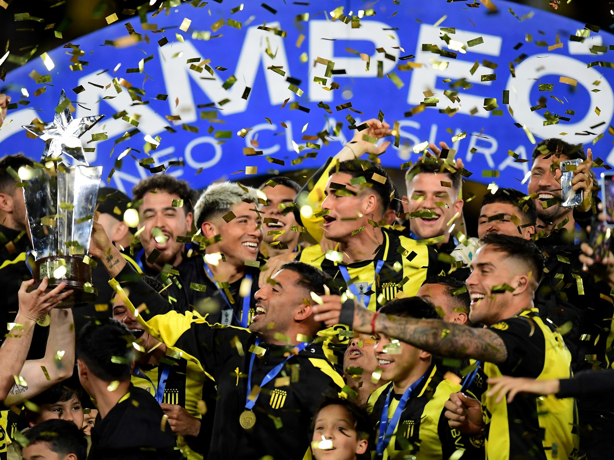 Peñarol se corona en el Clausura; camino al título 2025 sigue incierto