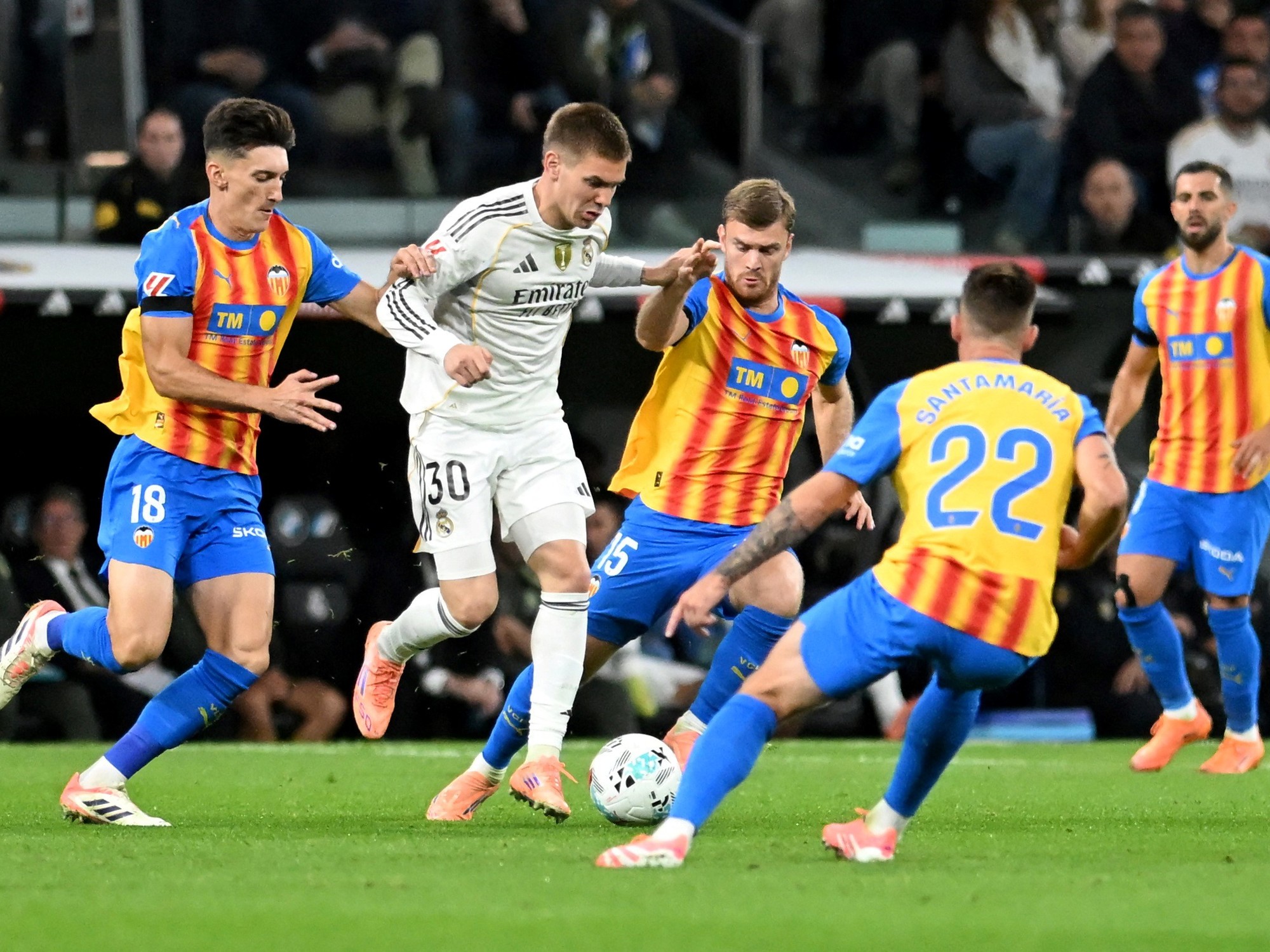 Malas noticias para Franco Mastantuono: revés en el Real Madrid