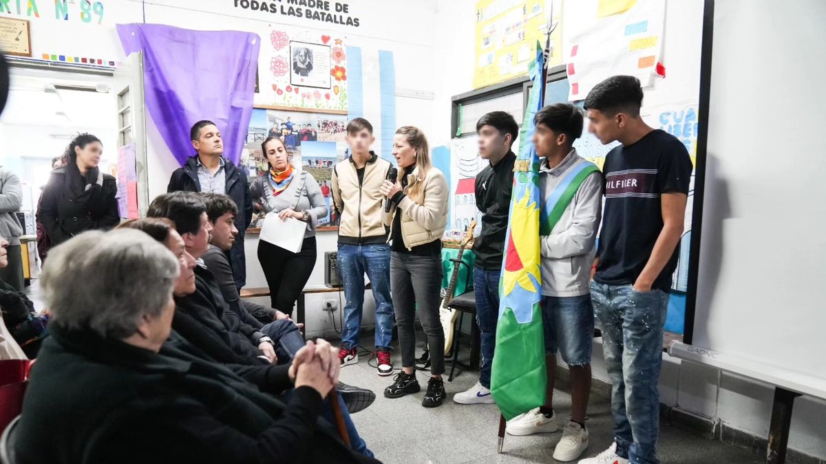 Lomas renombra escuela en homenaje a víctima de Noche de los Lápices