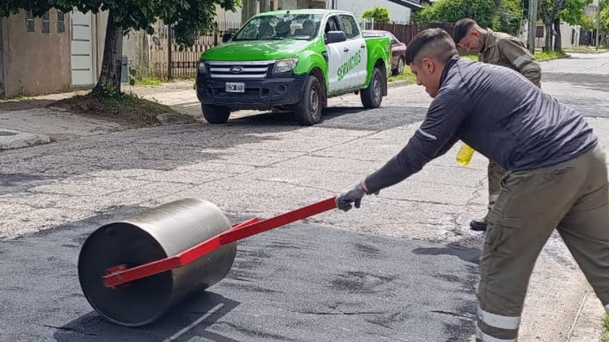 Comienza plan de bacheo en Monte Grande: obras en calles y avenidas