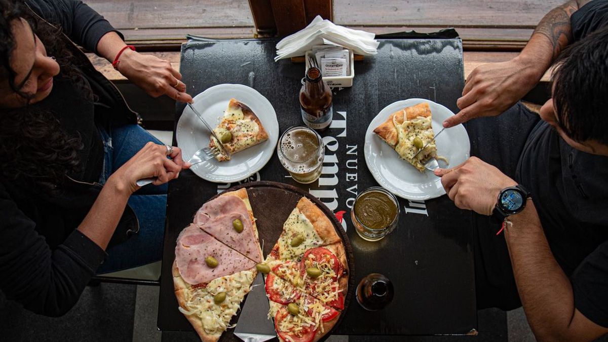 Dónde comer pizza libre en Almirante Brown: descuentos y locales