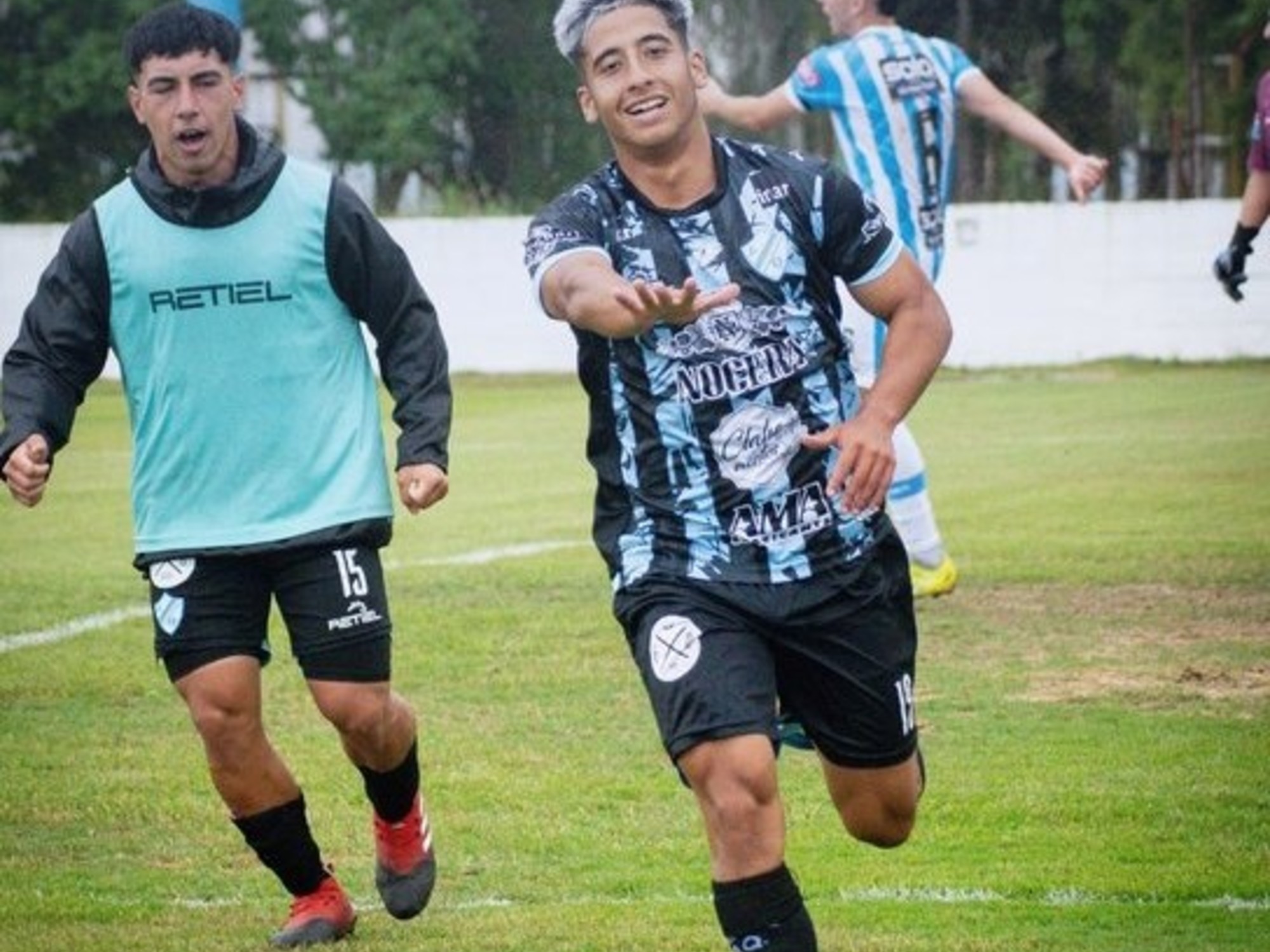 Argentino de Quilmes ganó en la última fecha y evitó el descenso