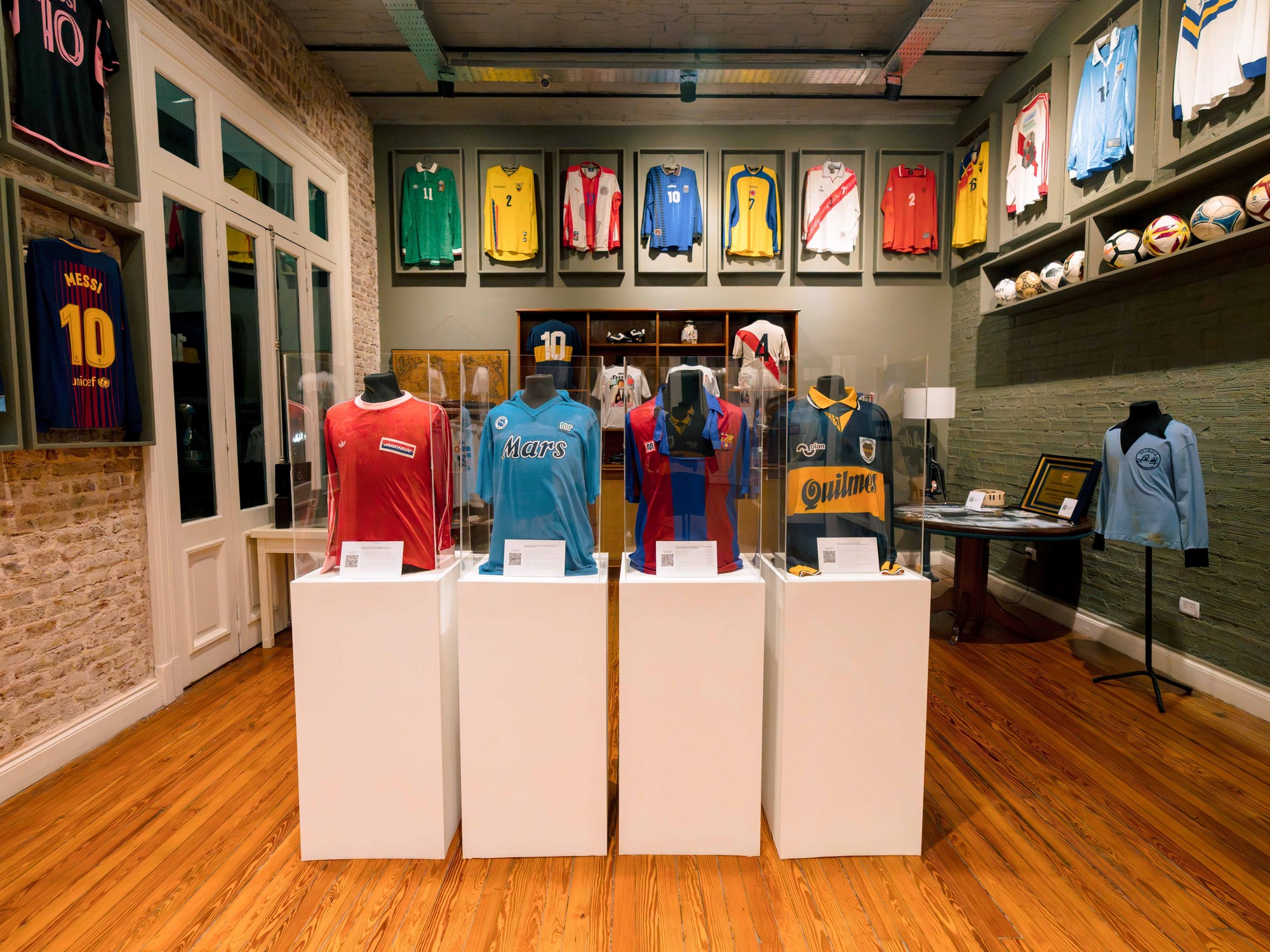 Historia y valor de las piezas únicas de Maradona en subasta