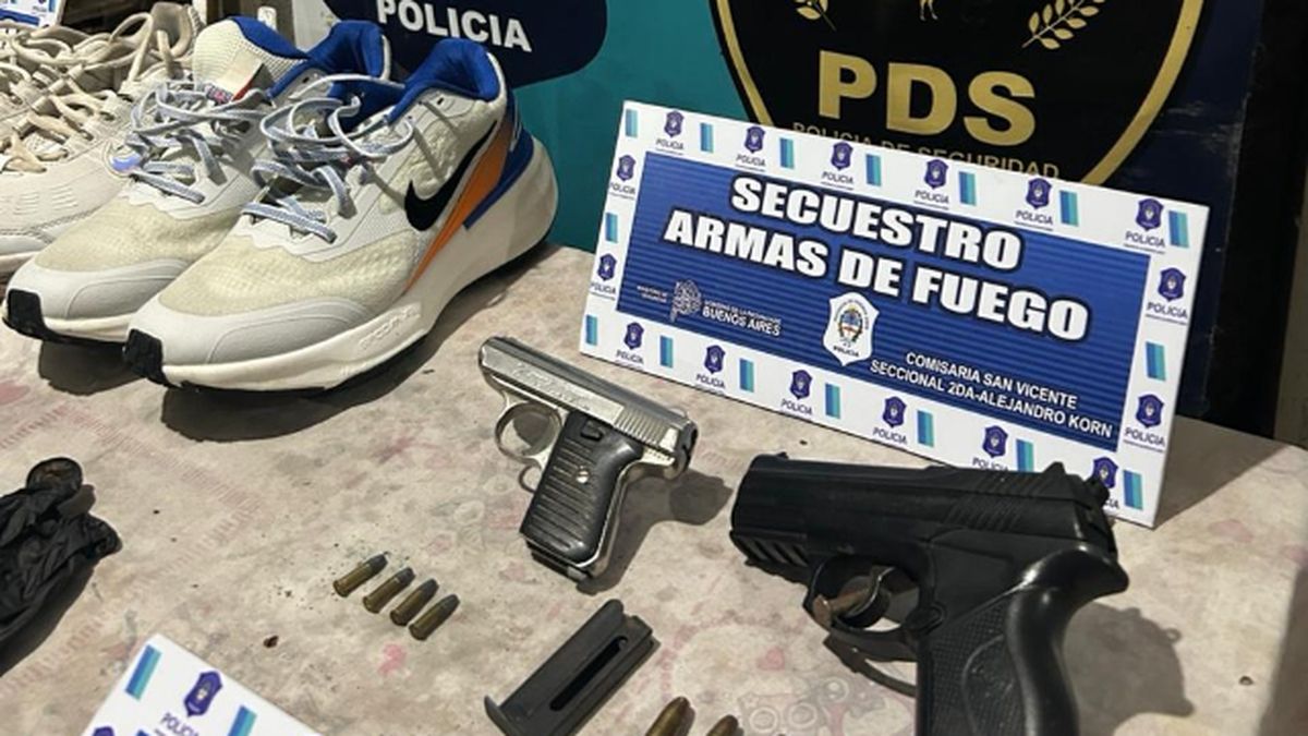 Allanamientos en Alejandro Korn: secuestran armas, drogas y autopartes