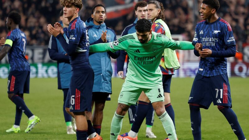 Arsenal rompe racha de 122 años con goleada al Slavia Praga