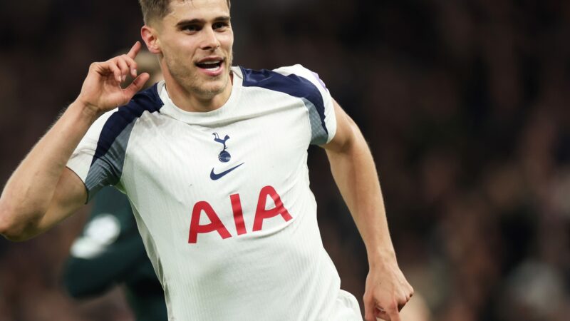DT del Tottenham: ‘Parecía Messi’ y el gol de Van de Ven va al Puskas