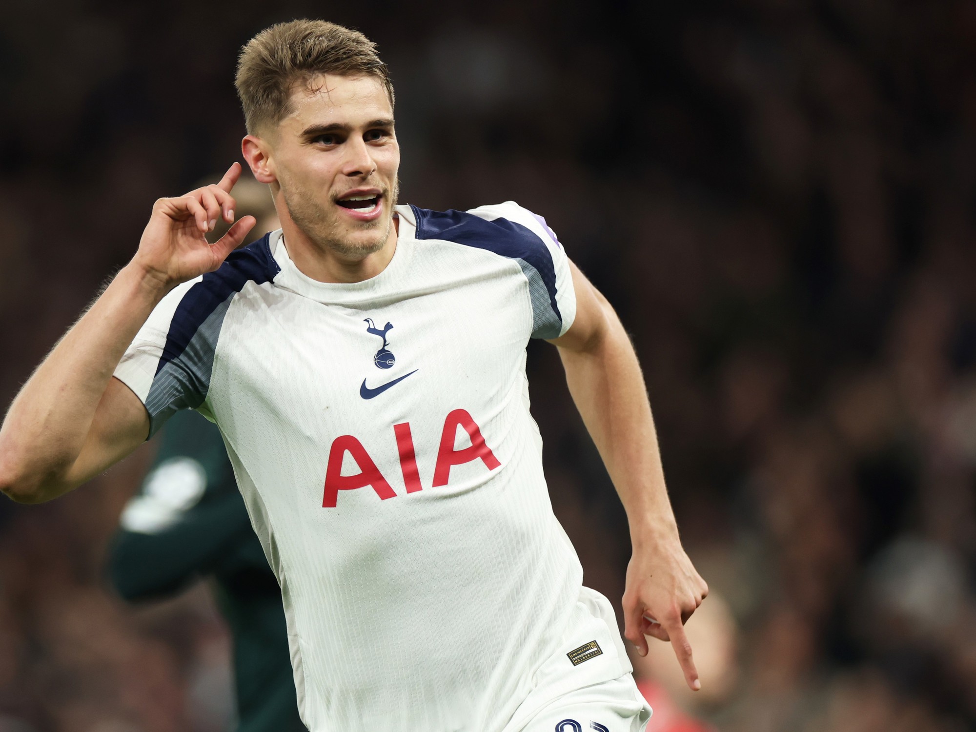 DT del Tottenham: ‘Parecía Messi’ y el gol de Van de Ven va al Puskas