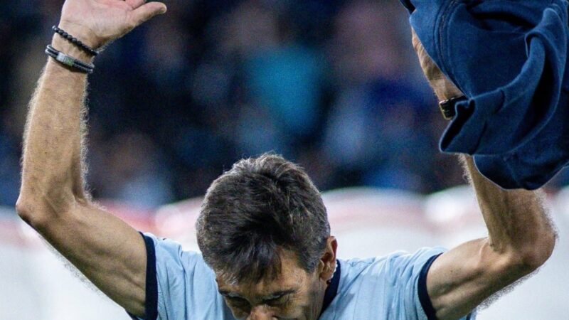 Gustavo Costas dio el primer sí y Racing ya evalúa refuerzos y bajas