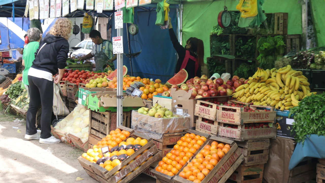 Mercados de la Comunidad abre en Banfield con precios bajos y ofertas