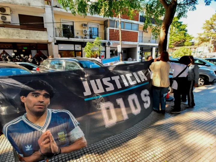 Nuevo juicio por la muerte de Diego Maradona comienza en marzo de 2026