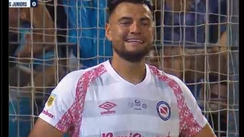 Memes del título de Rivadavia en la Copa Argentina con Chiquito Romero