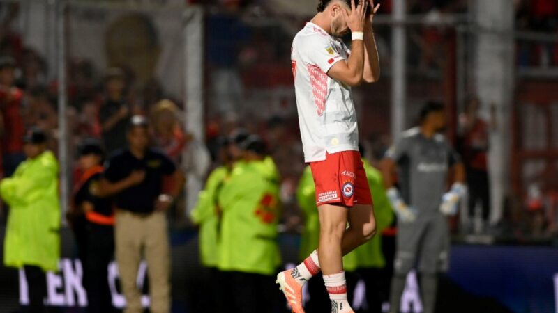 Tomás Molina: duro post tras fallar doble penal en la Copa Argentina