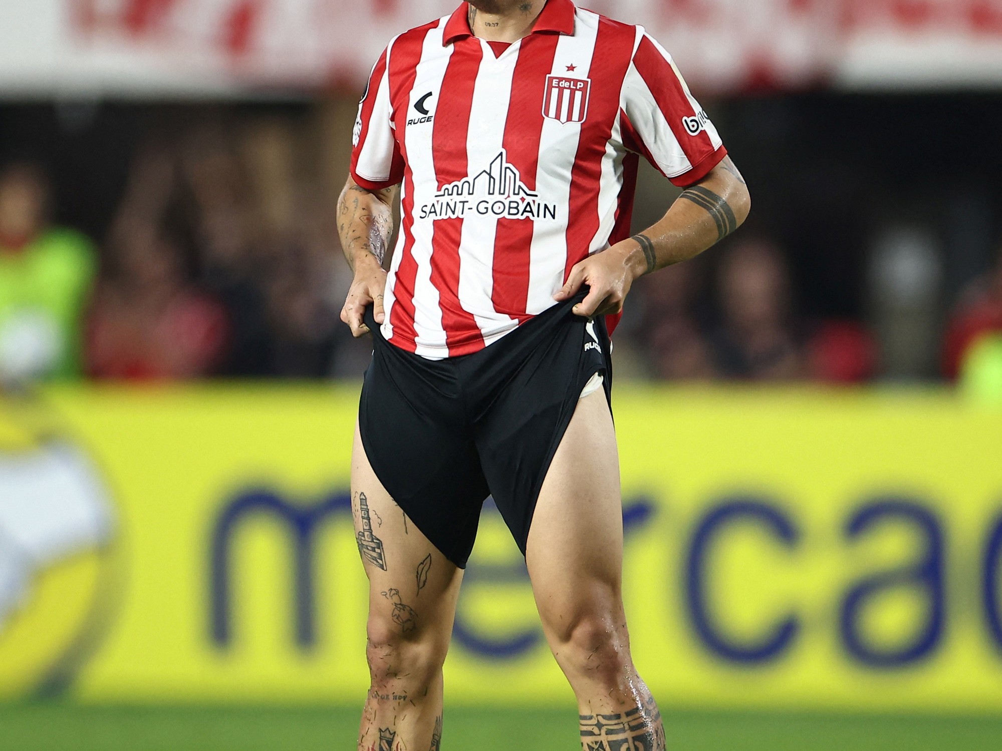 Bronca en Estudiantes: sanción dura a Gabriel Nieves por roja ante Boca