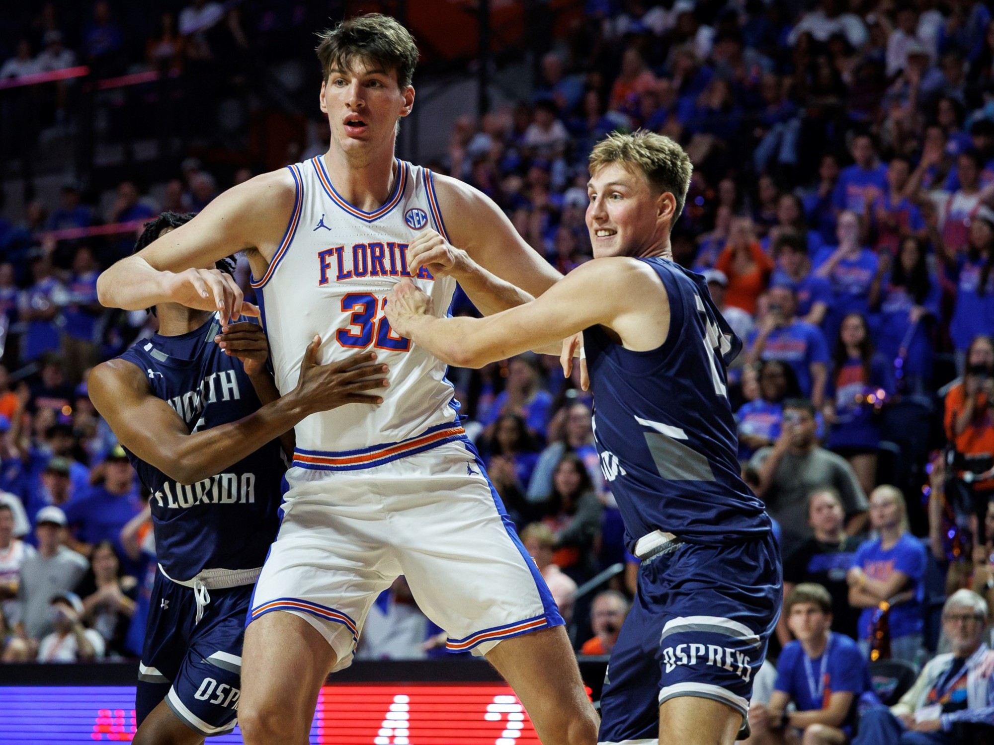 Debut histórico en NCAA: jugador de 2,36 m en universidad de EE.UU.