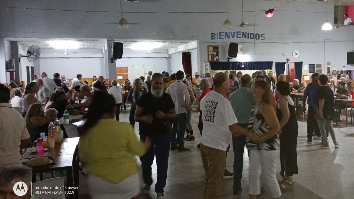 Fin de semana en San Vicente: bailes, peñas, feria y tango