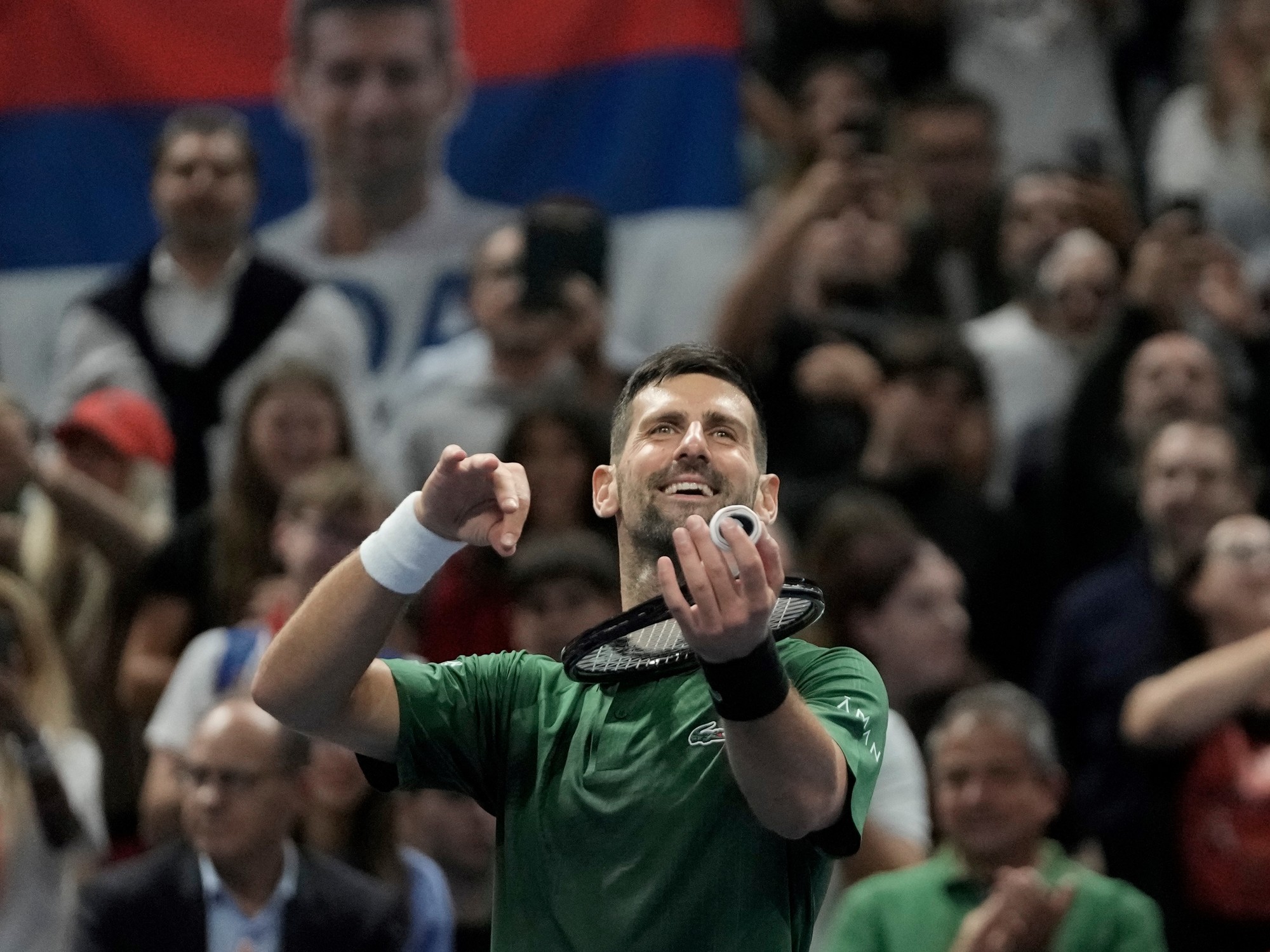 Djokovic avanza a otra final y busca el 101° título de su carrera