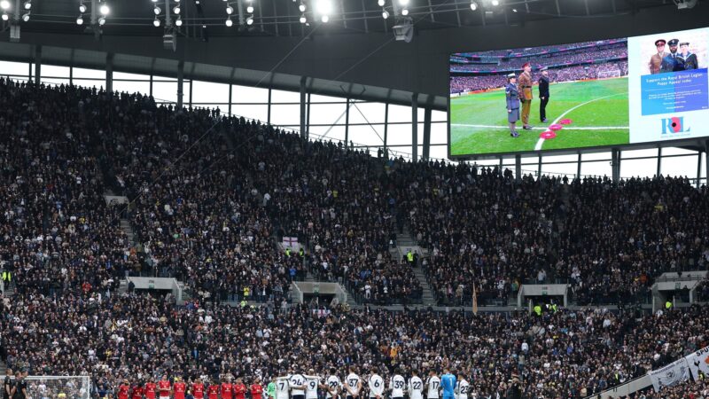Cuti Romero, capitán: Tottenham pelea con Man United por la Premier