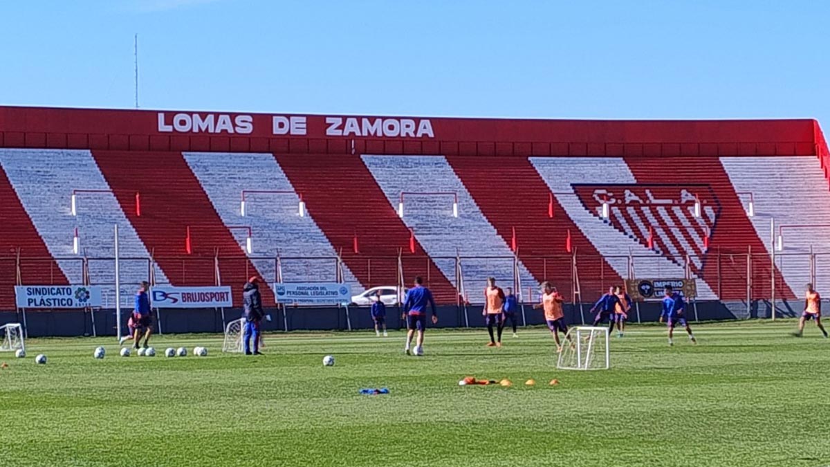 Renovación en Los Andes: limpieza del plantel y bajas confirmadas