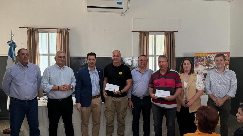 Nueva entrega de créditos impulsa desarrollo en el depto. Castellanos