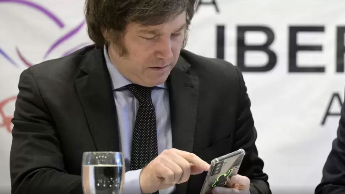 Milei afirma que el socialismo es un fenómeno empobrecedor y violento