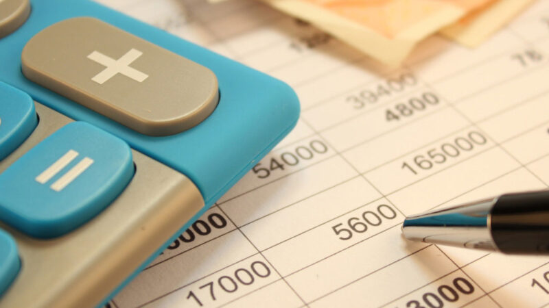 La deuda familiar promedia $5,6 millones; mora llega a récord