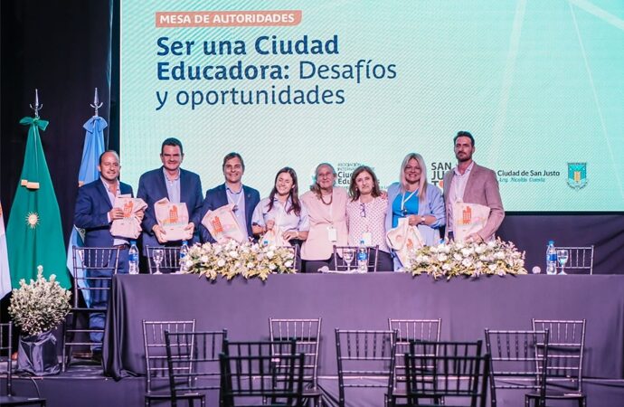 San Vicente: robótica escolar en Red Argentina de Ciudades Educadoras