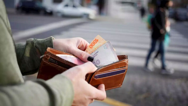 Consejo del Salario se reúne: el SMVM no se actualiza desde agosto