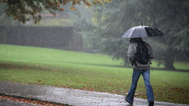 Alerta meteorológica por fuertes tormentas en el Conurbano este jueves