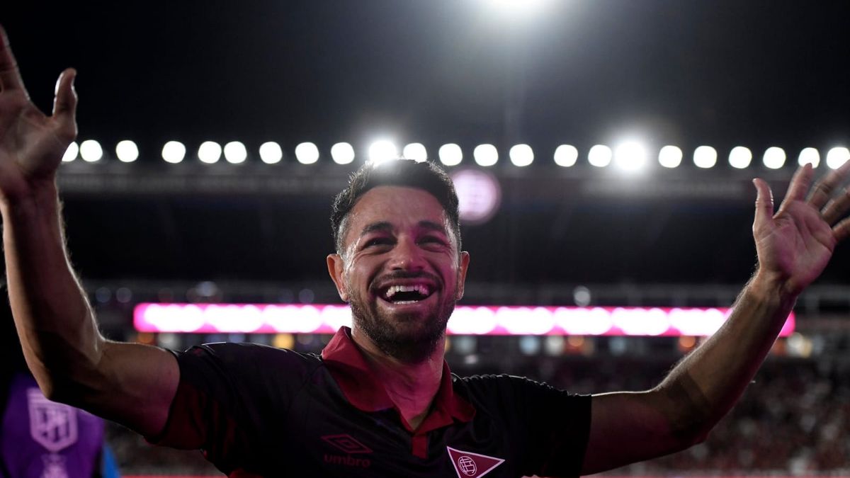 Lautaro Acosta se retiró: el adiós del máximo ídolo de Lanús