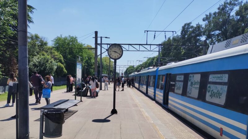 Monte Grande: persona se descompensó y provoca demoras en el Tren Roca