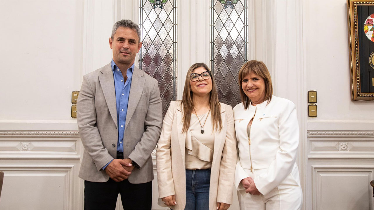 La Libertad Avanza suma diputada de Santa Fe y roza la primera minoría