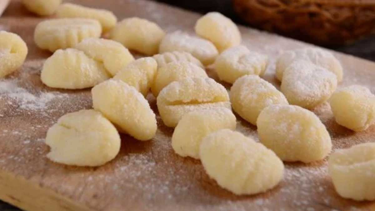 Por qué se comen ñoquis el 29 de cada mes: origen y tradición popular