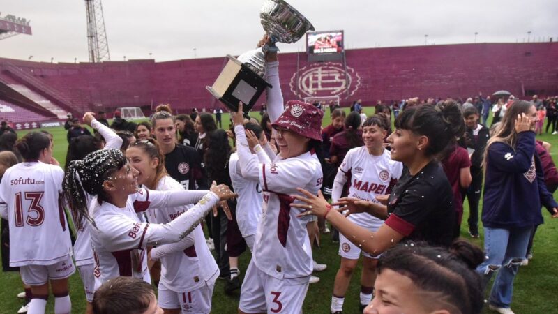 Lanús consiguió el ascenso a la Primera División del fútbol femenino