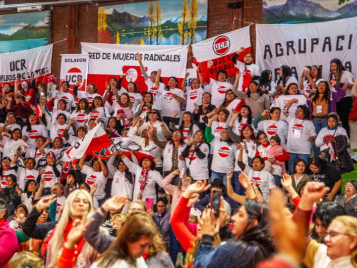Mujeres radicales de la UCR presentan plan para cambiar el partido
