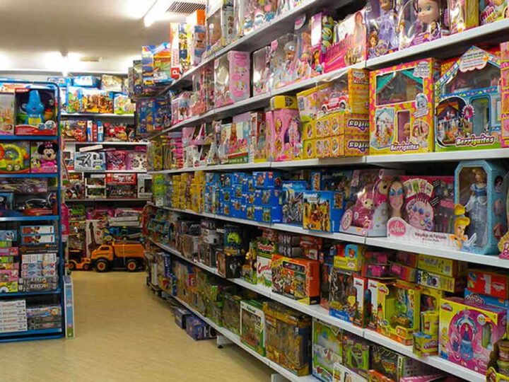 Importaciones y caída del consumo hunden a la industria del juguete