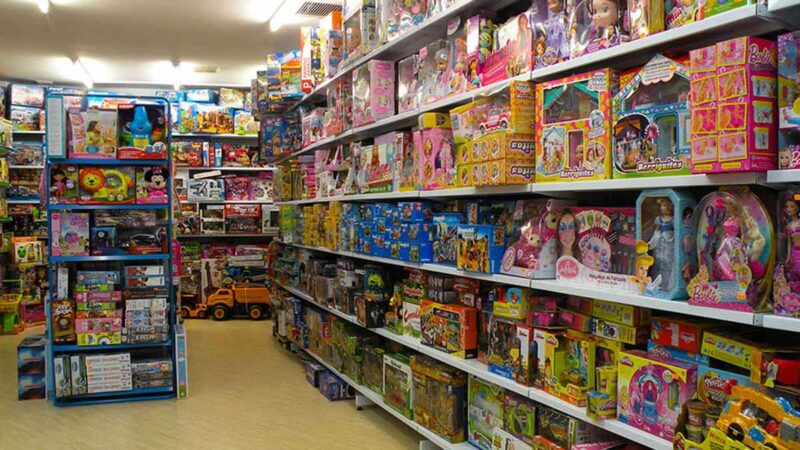 Importaciones y caída del consumo hunden a la industria del juguete