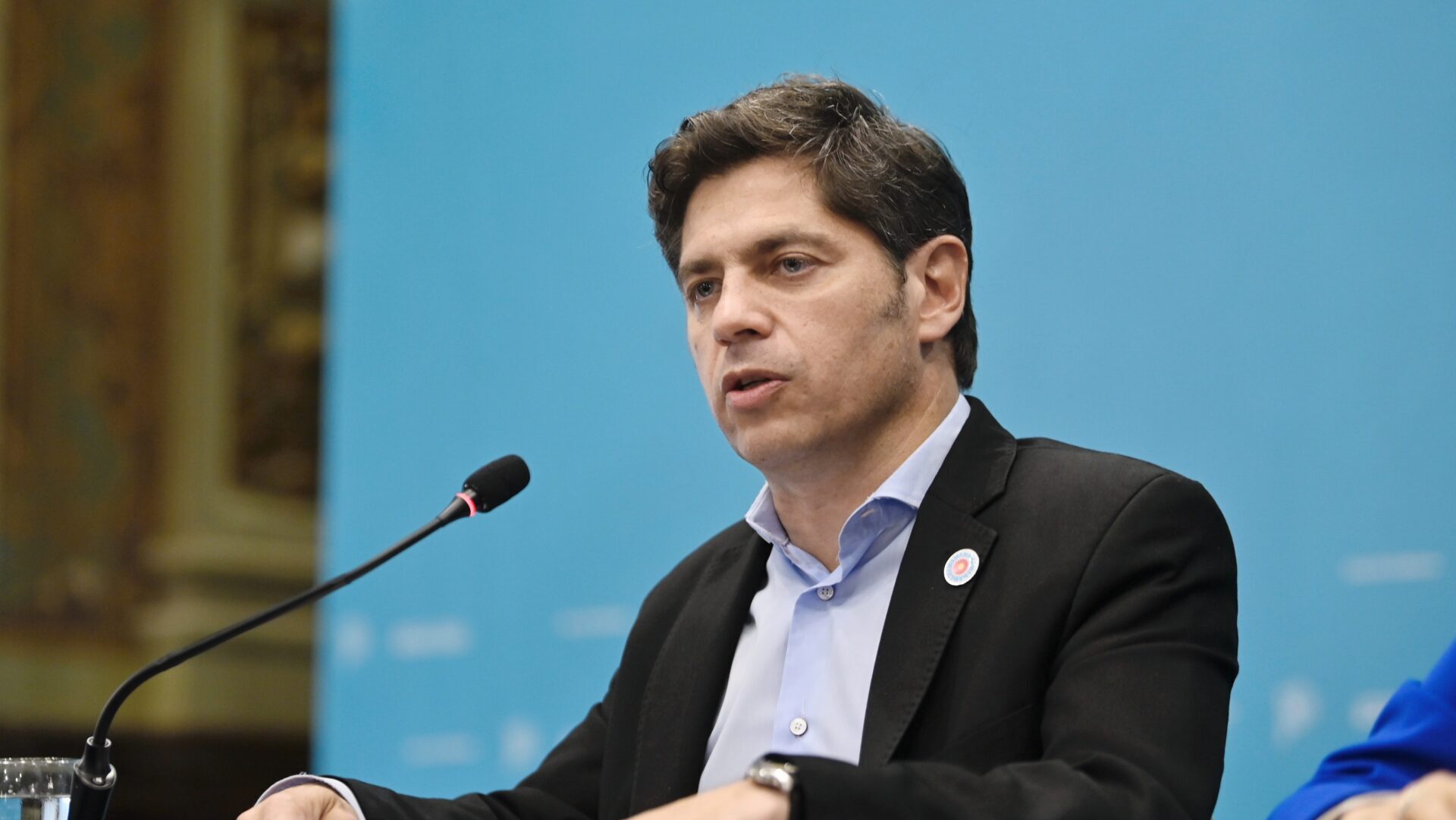 Kicillof pide respaldo al endeudamiento y promete giro a intendentes